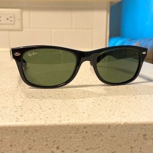 Ray-Ban New Wayfarer Sunglasses